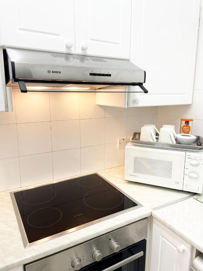 Direct Sea View & Quality Bed - Kings Palace 1 Bed Paphos Extérieur photo