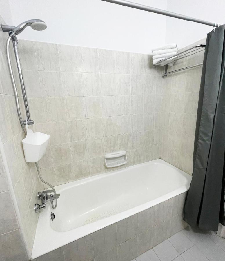 Direct Sea View & Quality Bed - Kings Palace 1 Bed Paphos Extérieur photo