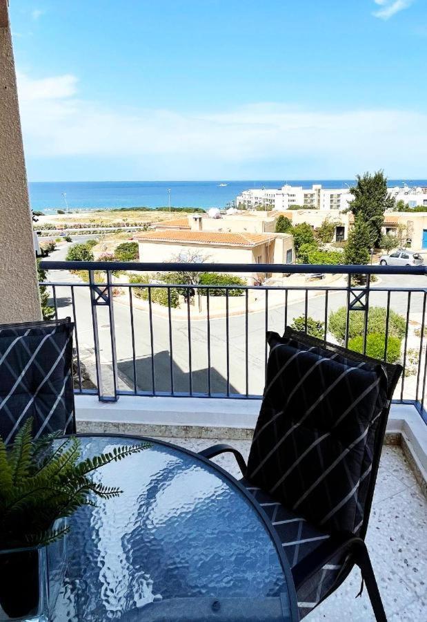 Direct Sea View & Quality Bed - Kings Palace 1 Bed Paphos Extérieur photo